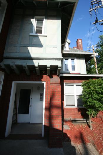 3 Bedroom Shadyside Apartment For Rent