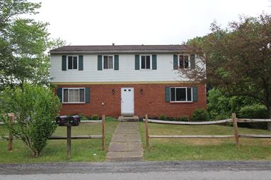 PLUM PA 3 BEDROOM 1.5 BATH WITH GARAGE FOR RENT