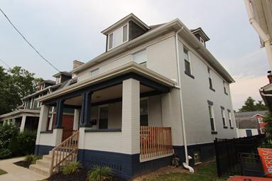 SEWICKLEY PA 2 BEDROOM APARMENT FOR RENT WITH GARAGE