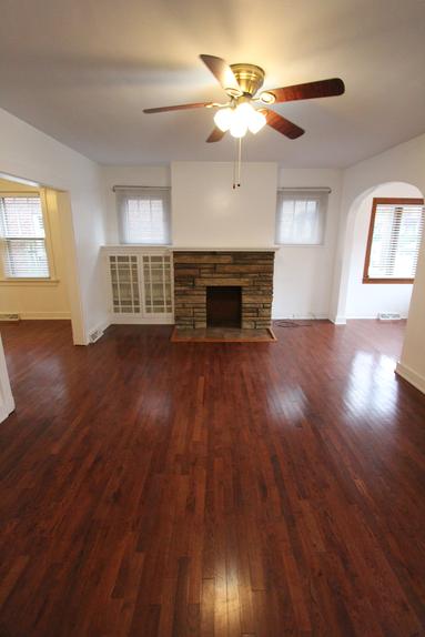 PITTSBURGH NORTH SHORE 3 BEDROOM APARTMENT FOR RENT  PITTSBURGH PA