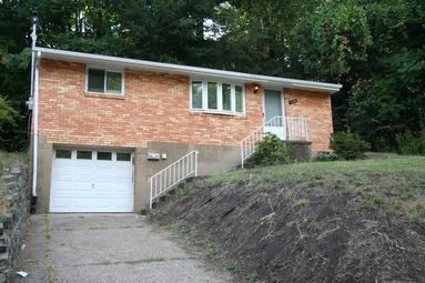 NORTH SHORE 2 BEDROOM HOUSE FOR RENT WITH GARAGE PITTSBURGH PA