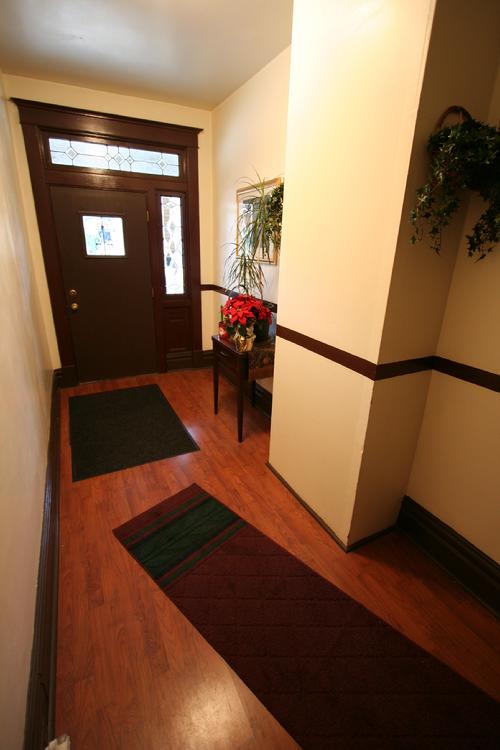 NORTH SHORE AREA 1 BEDROOM APARTMENT FOR RENT