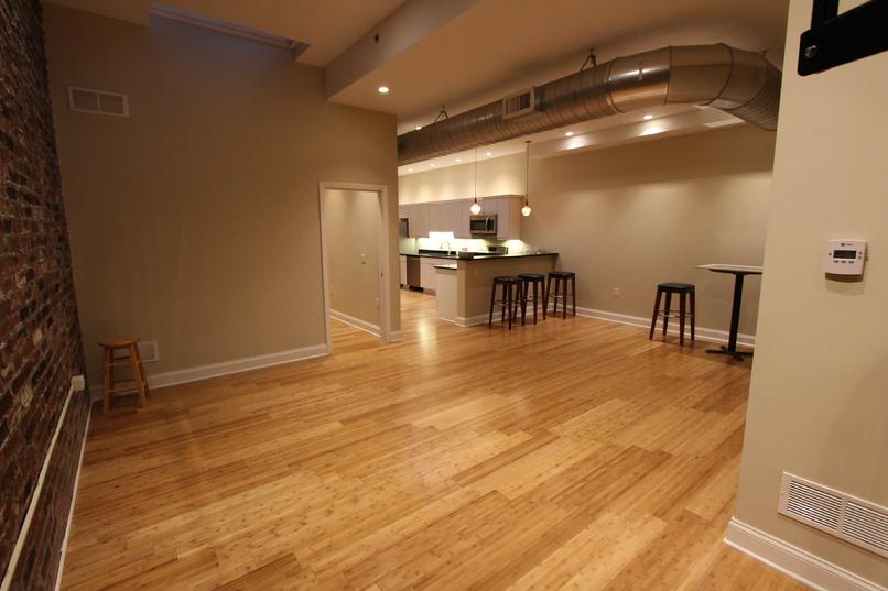 A LIST CELEBERTY LUXURY APARTMENT IN DOWNTONW PITTSBURGH