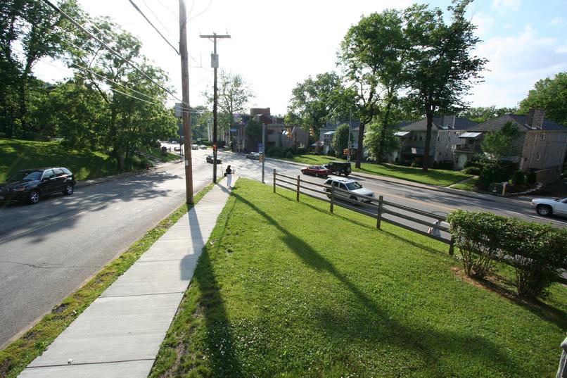 SHADYSIDE 3 BEDROOM APARTMENT FOR RENT
