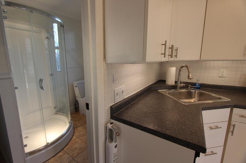 NORTH SHORE AREA 1 BEDROOM APARTMENT FOR RENT