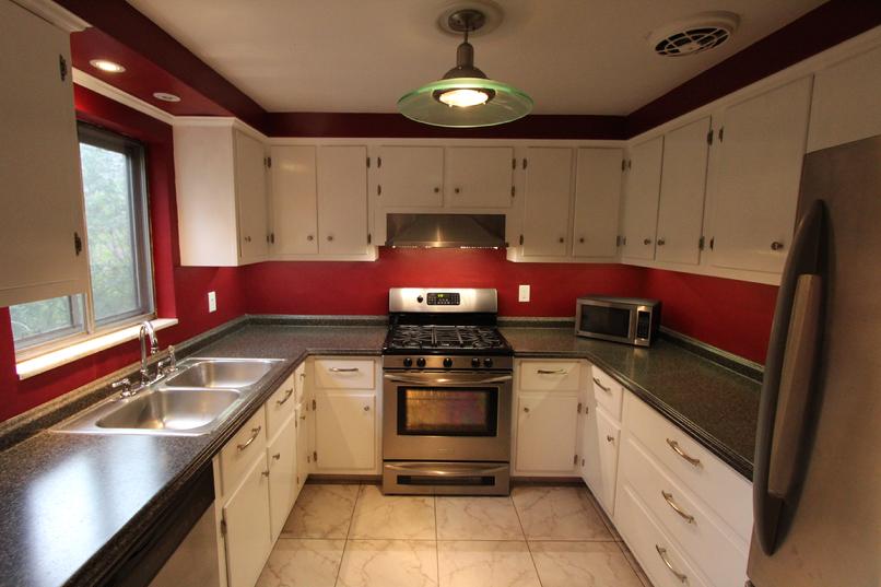 PITTSBURGH WATERFRONT AREA 3 BEDROOM 2 BATH HOUSE FOR RENT