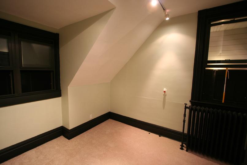 BEDROOM REAR