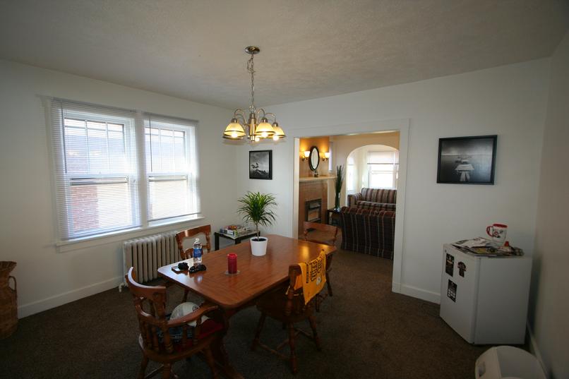 3 BR APARTMENT FOR RENT NEAR PITTSBURGH & CASINO