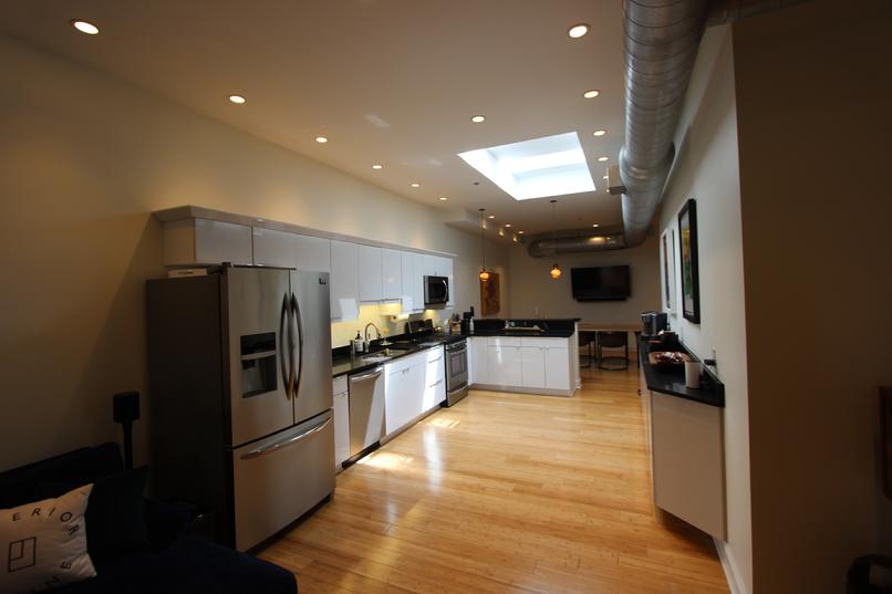 LUXURY STATE OF THE ART APARTMENT IN THE HEART OF DOWNTOWN PITTSBURGH'S CULTURAL DISTRICT