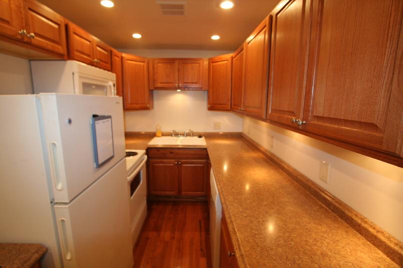SHADYSIDE PA 2 BEDROOM APARTMENT FOR RENT